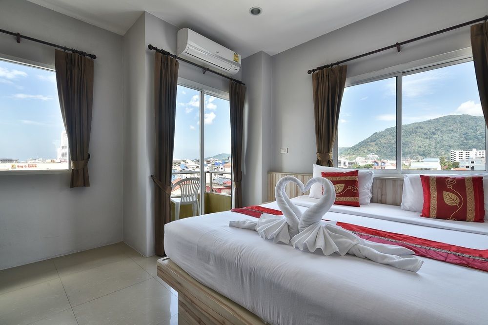 88 Hotel Patong Exterior foto